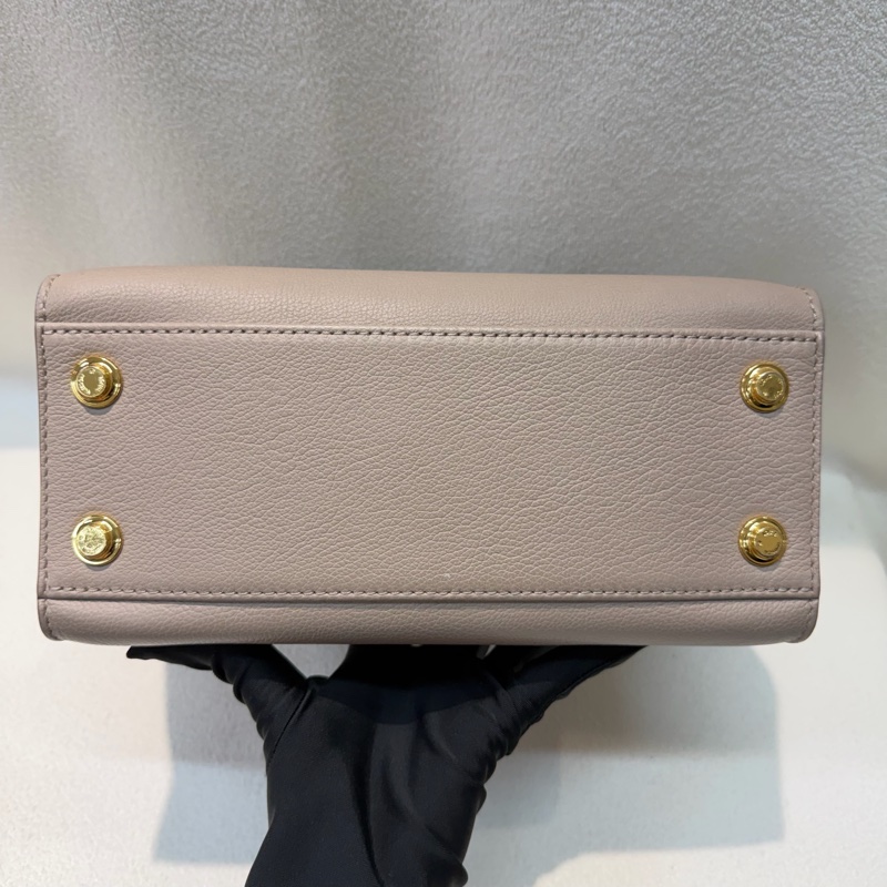 LV 灰色月光精靈 On my side 手拎肩背包 XC395-9