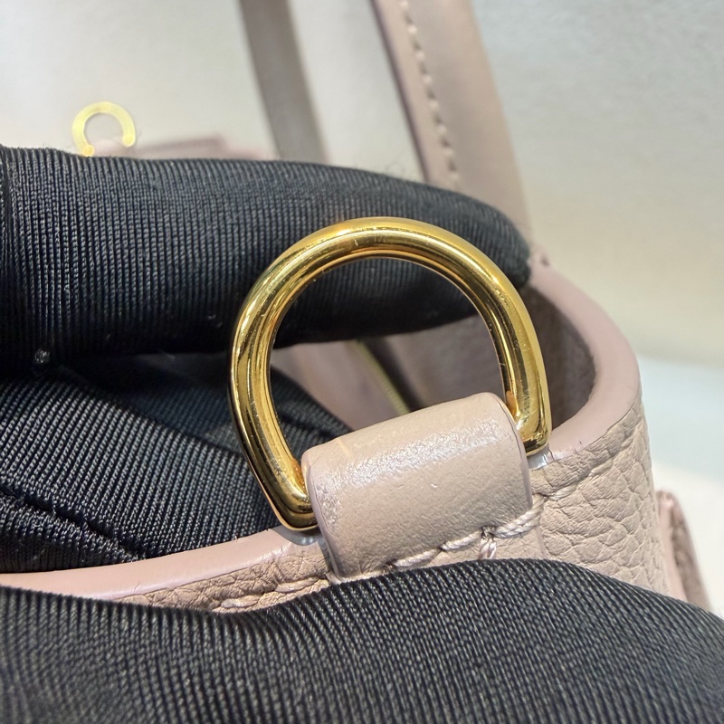 LV 灰色月光精靈 On my side 手拎肩背包 XC395-24