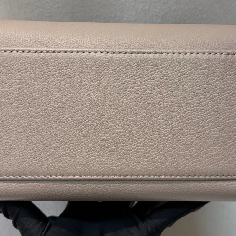 LV 灰色月光精靈 On my side 手拎肩背包 XC395-44