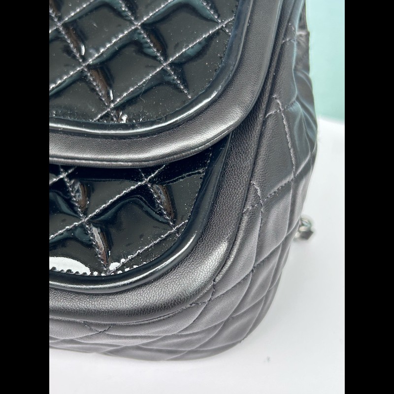 Chanel香奈兒黑色漆皮拼羊皮CF-7