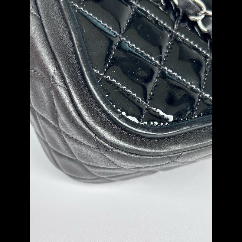 Chanel香奈兒黑色漆皮拼羊皮CF-8