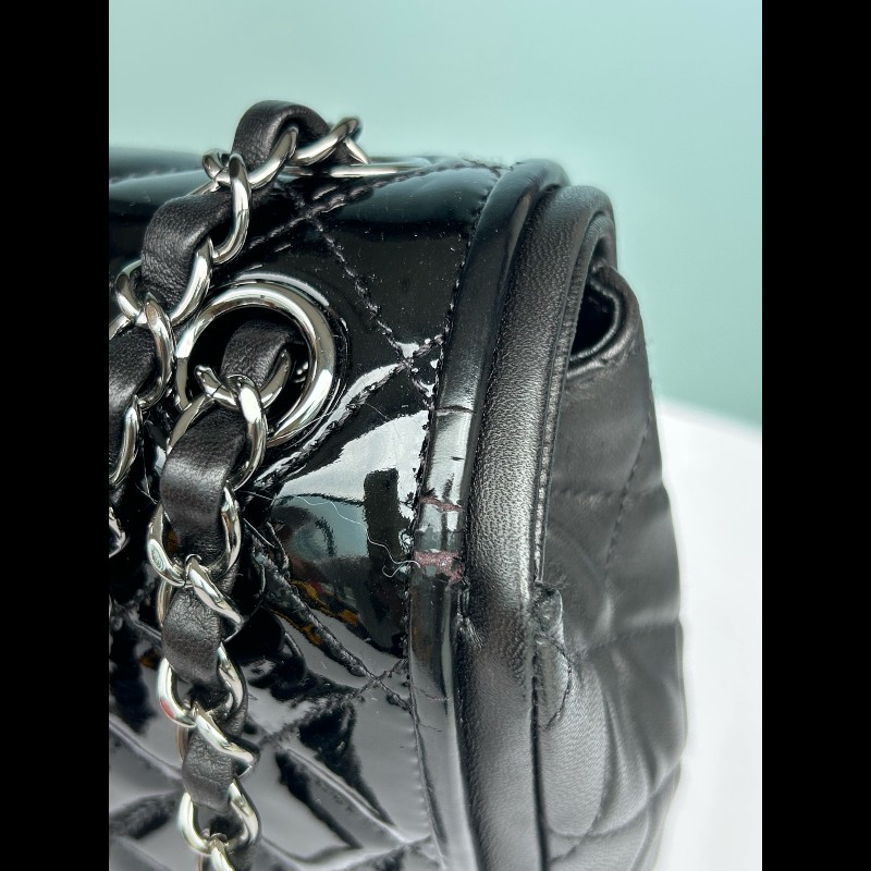 Chanel香奈兒黑色漆皮拼羊皮CF-10