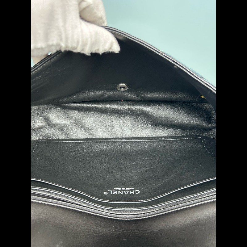 Chanel香奈兒黑色漆皮拼羊皮CF-15