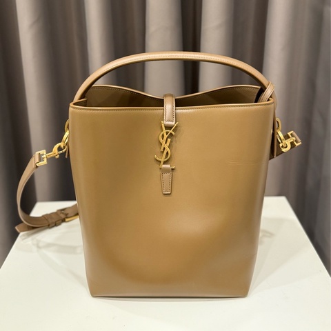 YSL Saint Laurent LE 37 YSL大款 滑面小牛皮斜背/手提水桶包