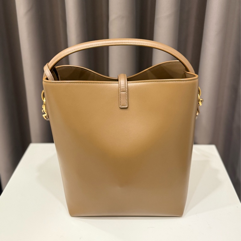 YSL Saint Laurent LE 37 YSL大款 滑面小牛皮斜背/手提水桶包-1