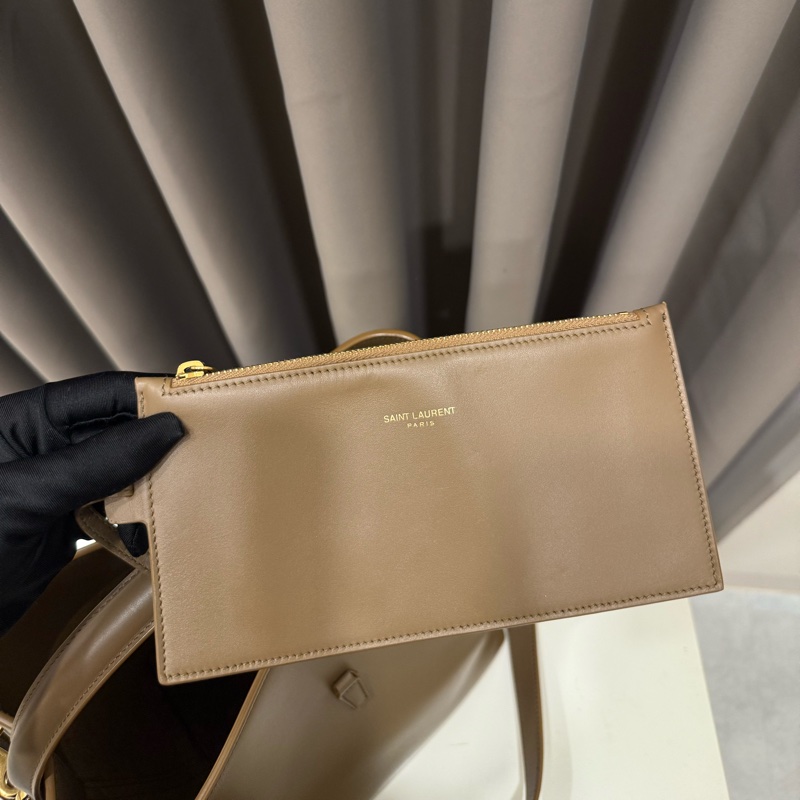 YSL Saint Laurent LE 37 YSL大款 滑面小牛皮斜背/手提水桶包-6