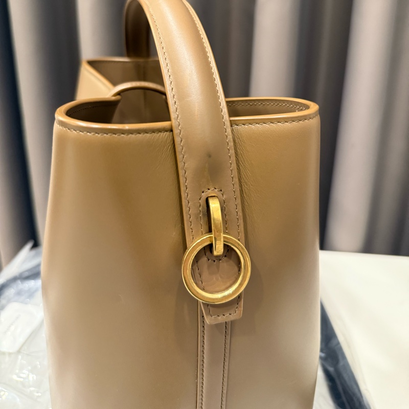YSL Saint Laurent LE 37 YSL大款 滑面小牛皮斜背/手提水桶包-8
