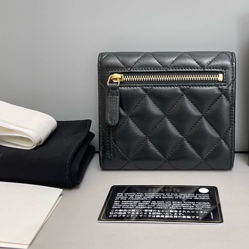 Chanel香奈兒CF黑金全皮菱格短款錢包 尺寸12×10 附件全套 鐳射25 。-1