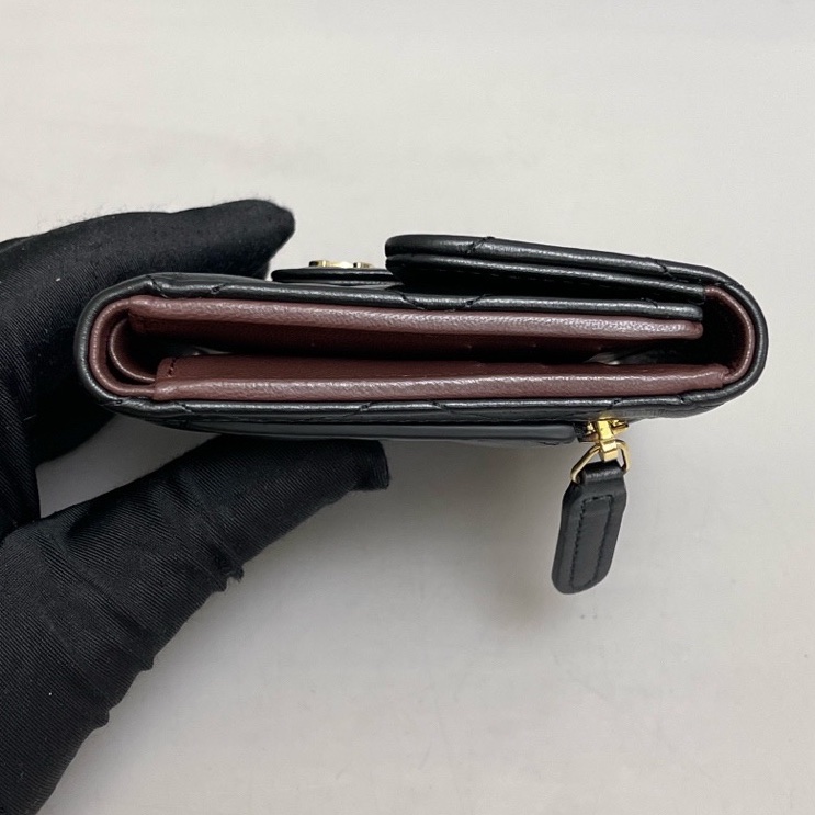 Chanel香奈兒CF黑金全皮菱格短款錢包 尺寸12×10 附件全套 鐳射25 。-2
