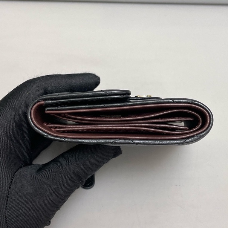 Chanel香奈兒CF黑金全皮菱格短款錢包 尺寸12×10 附件全套 鐳射25 。-3