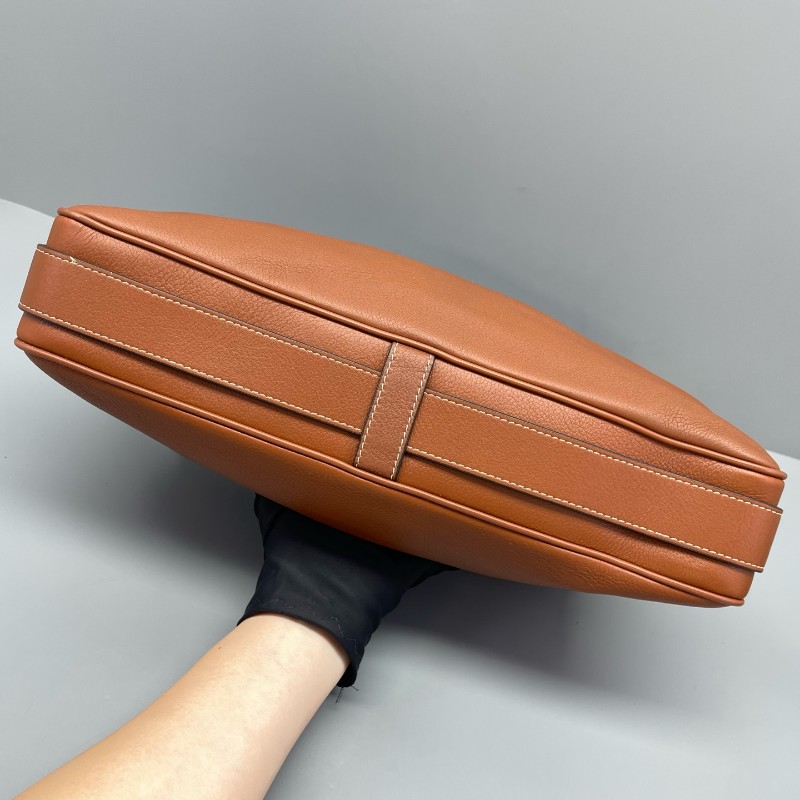 Celine romy焦糖色腋下包中號肩背包-2