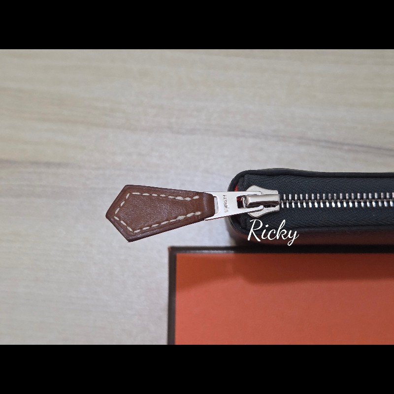 全新全配 Hermes 愛馬仕 積雨雲灰 絲巾短夾 evercolor-3