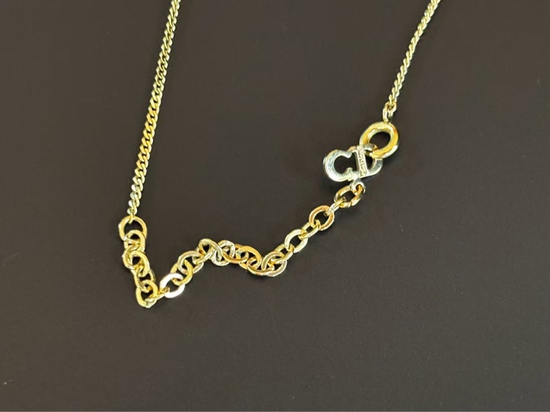 【95新 ✨ 全網最低價！】 Dior中古VTG字母金色項鍊(下單前先詢問庫存❗️❗️）-4