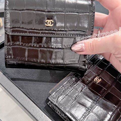 CHANEL 26S貴氣鱷魚壓紋🐊三折短夾錢包-全新品⭐️