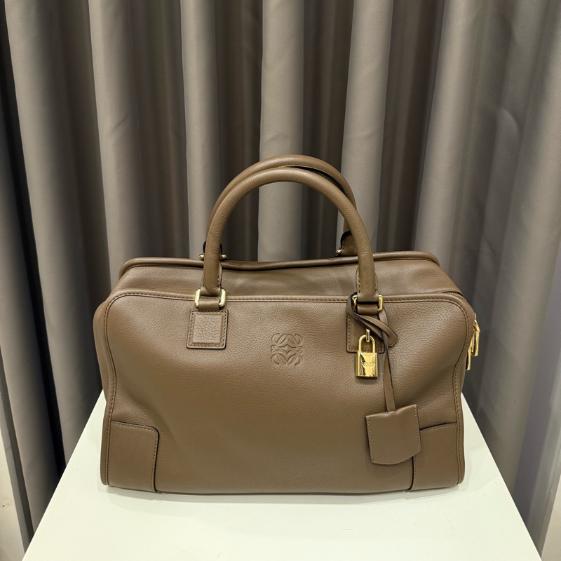 Loewe羅威 經典Amazona28 柔軟粒面小牛皮手提包-0