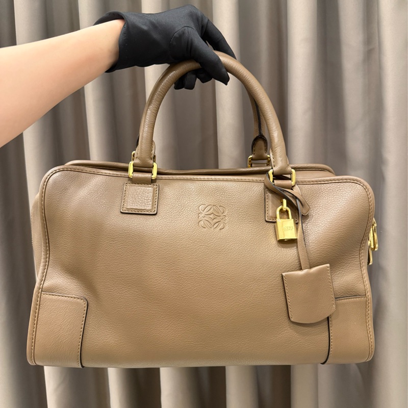 Loewe羅威 經典Amazona28 柔軟粒面小牛皮手提包-4