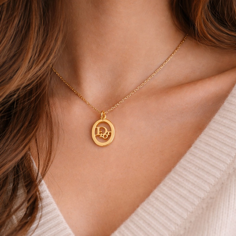 【97新 ✨ 全網最低價！】 Dior中古項鍊橢圓形Logo(下單前先詢問庫存❗️❗️）-0