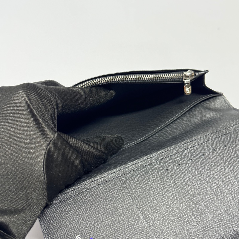 【全新閒置/芯片款】 LV Monogram Eclipse 黑武士老花 長夾 （專櫃23,900）-7