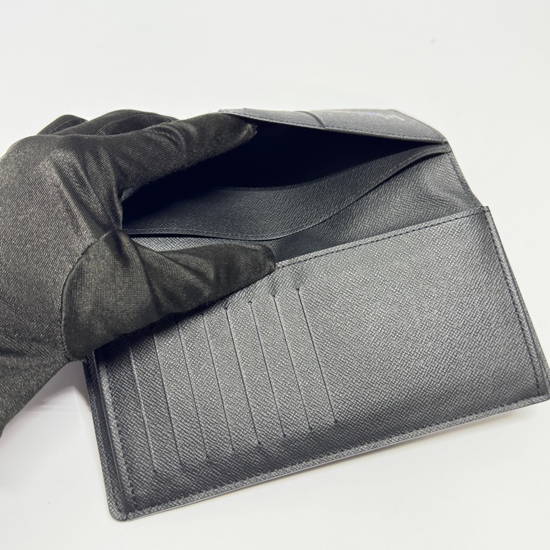 【全新閒置/芯片款】 LV Monogram Eclipse 黑武士老花 長夾 （專櫃23,900）-10