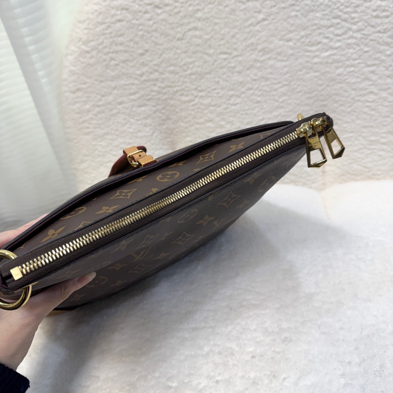 路易威登LV Monogram Odeon MM 牛角包 M45355-16