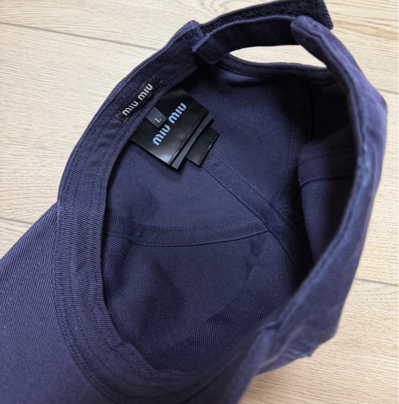 Miumiu棒球帽 褪色刷舊風 深紫色-7