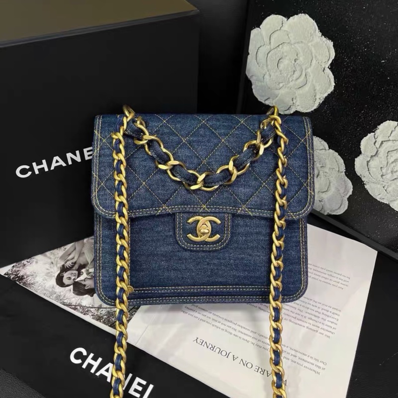 Chanel • 23s牛仔丹寧粗鏈條金釦郵差包 全新全配台灣購證✔️-9