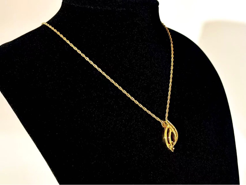 【95新 ✨ 全網最低價！】 Dior中古德標鏤空亮鑽吊墜(下單前先詢問庫存❗️❗️）-2