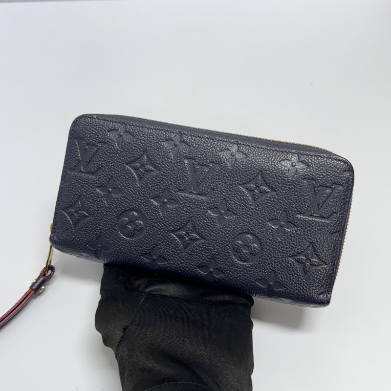 【超！級！新】 LV M61864 壓紋牛皮 拉鍊長夾 （專櫃價38,800）-5