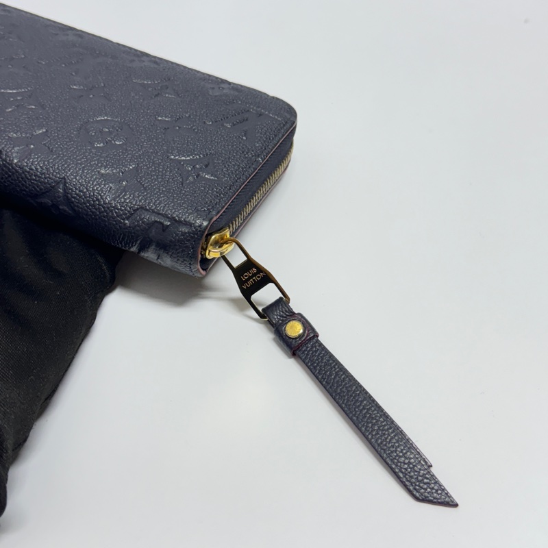 【超！級！新】 LV M61864 壓紋牛皮 拉鍊長夾 （專櫃價38,800）-7