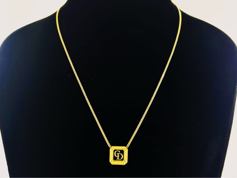 【97新 ✨ 全網最低價！】中古Dior CD 方形黑色琺瑯 金色項鍊(下單前先詢問庫存❗️❗️）-5