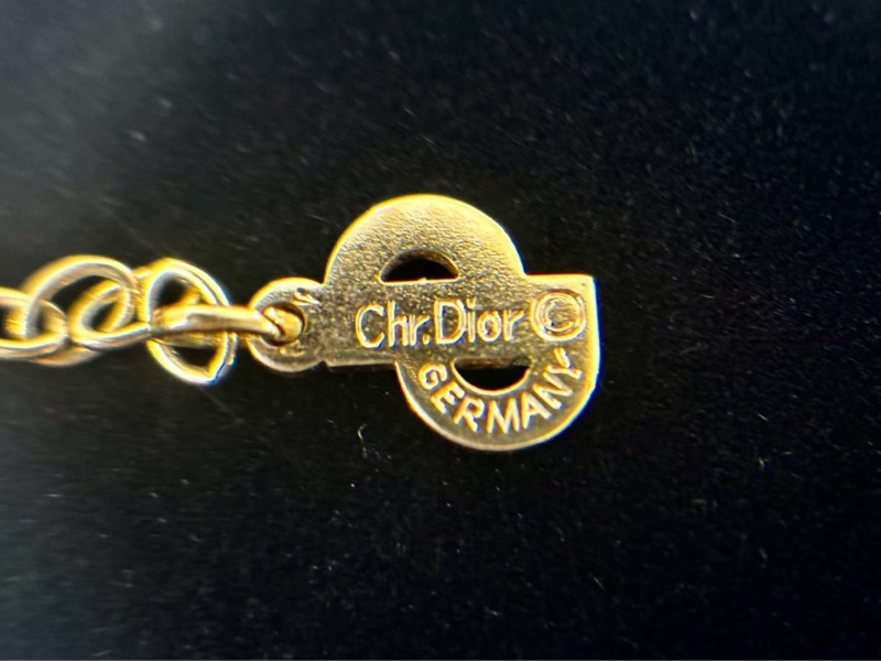 【97新 ✨ 全網最低價！】中古Dior CD 方形黑色琺瑯 金色項鍊(下單前先詢問庫存❗️❗️）-7