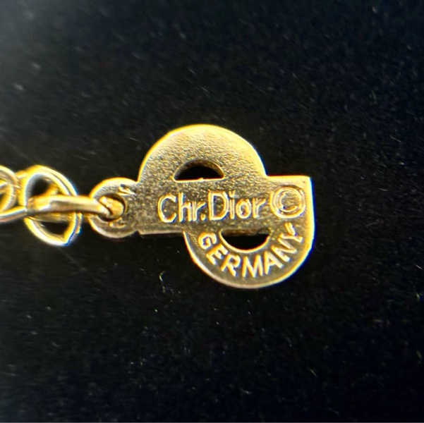 【97新 ✨ 全網最低價！】中古Dior CD 方形黑色琺瑯 金色項鍊(下單前先詢問庫存❗️❗️）-8