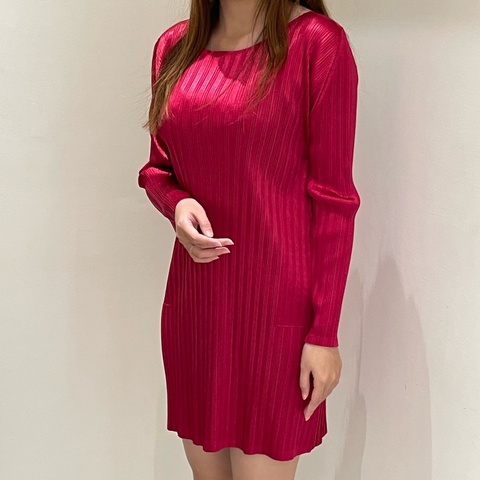 ▪️富貴選物FUGUEI▪️PP  三宅一生 紅寶石 緞面長袖洋裝