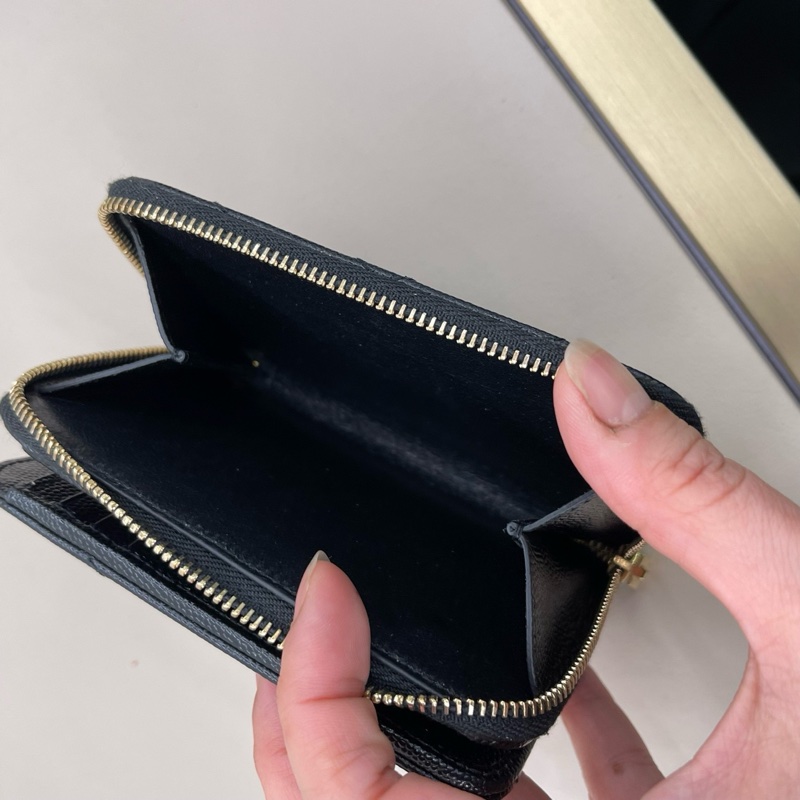 聖羅蘭 經典信豐錢包，黑色絎縫牛皮，金色logo裝飾  🈚附件-4