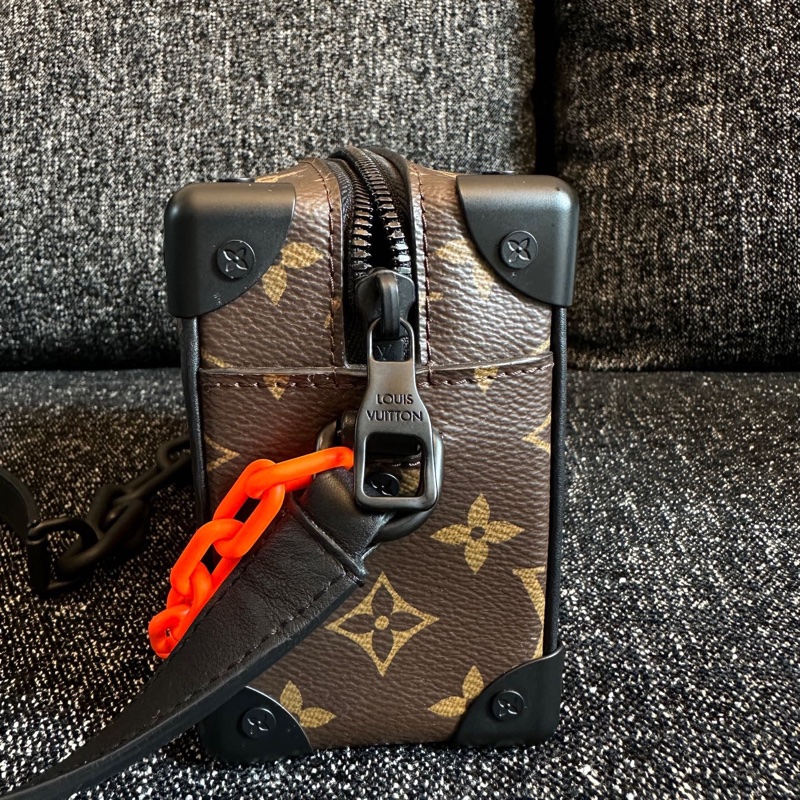 LouisVuitton 路易威登 SoftTrunk軟盒子包  芯片款 18.5x 13.0-4