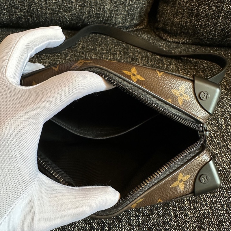 LouisVuitton 路易威登 SoftTrunk軟盒子包  芯片款 18.5x 13.0-6