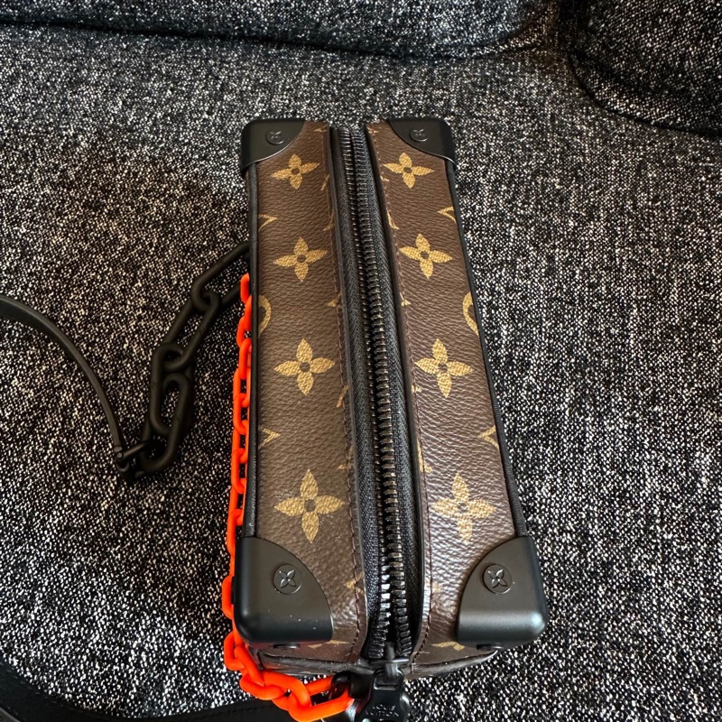 LouisVuitton 路易威登 SoftTrunk軟盒子包  芯片款 18.5x 13.0-7
