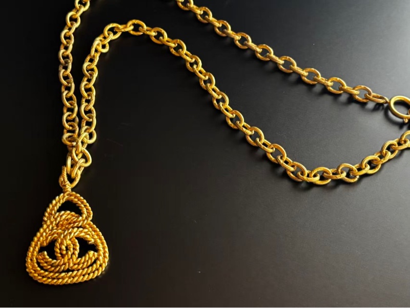 【97新 ✨ 全網最低價！】 Chanel 中古麻花金色項鏈 (下單前先詢問庫存❗️❗️）-8