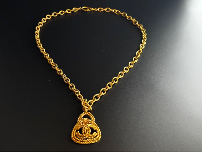 【97新 ✨ 全網最低價！】 Chanel 中古麻花金色項鏈 (下單前先詢問庫存❗️❗️）-9