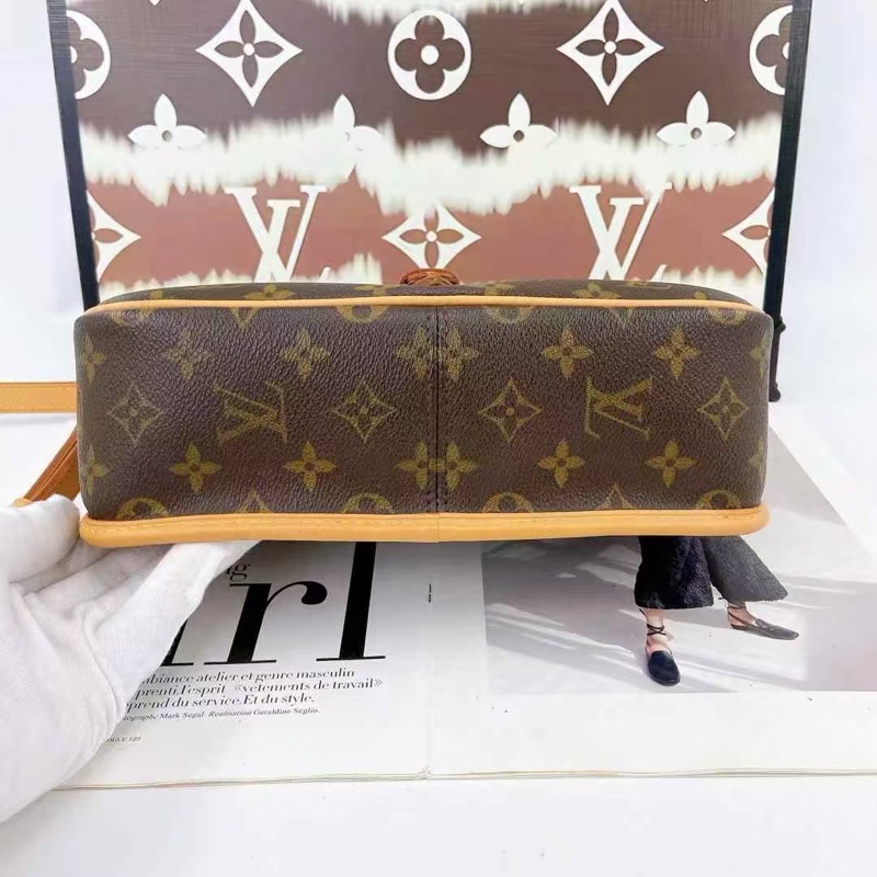 Louis Vuitton • 經典老花法棍包-8