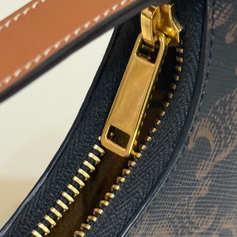 914intheair『二手閒置』Celine mini ava 迷你碗豆包 腋下包-9