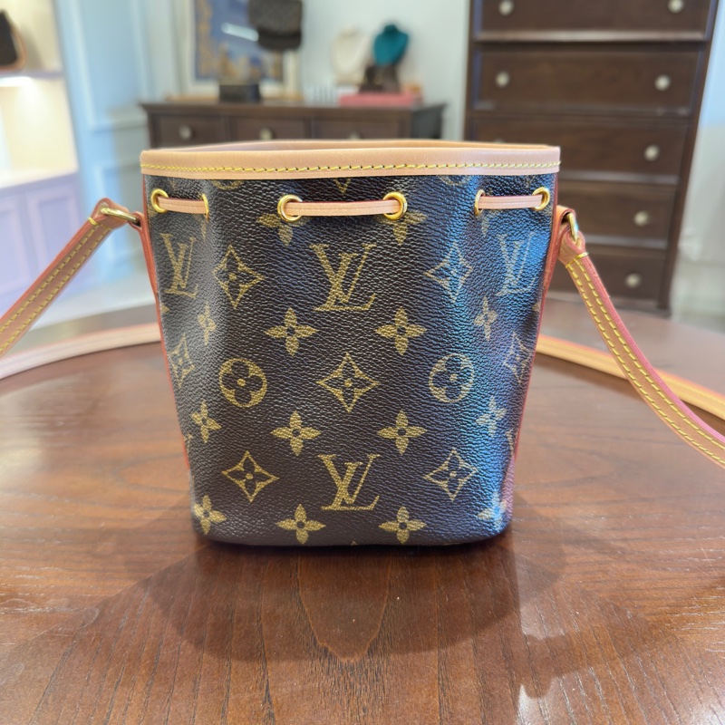 Louis Vuitton • 經典老花Nano Noel小水桶包-6