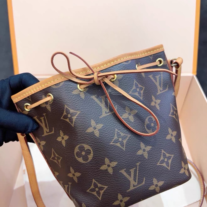 Louis Vuitton • 經典老花Nano Noe 小水桶包 芯片款✨-3