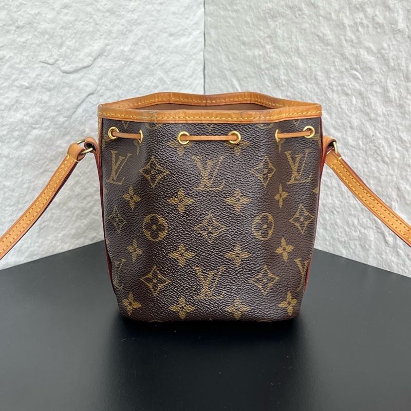 Louis Vuitton • 經典老花Nano Noe 小水桶包 芯片款✨-7