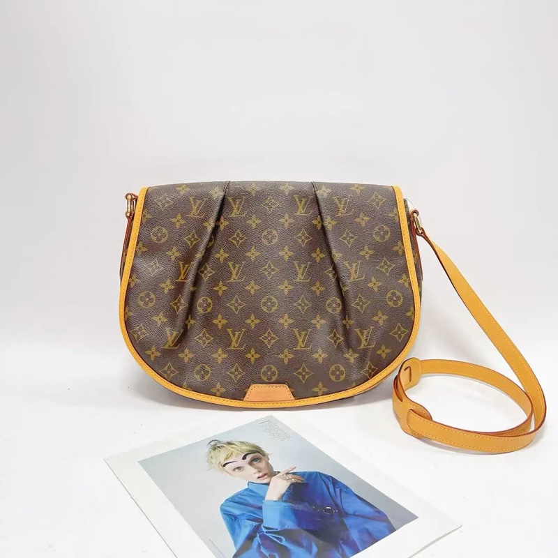 Louis Vuitton • 經典老花Menilmontant褶皺南瓜郵差包 大號-2
