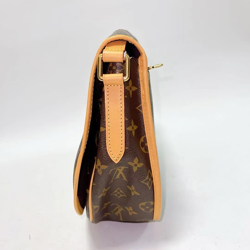 Louis Vuitton • 經典老花Menilmontant褶皺南瓜郵差包 大號-5