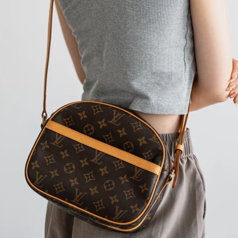 Louis Vuitton • 經典老花開口笑雙子星郵差包-1