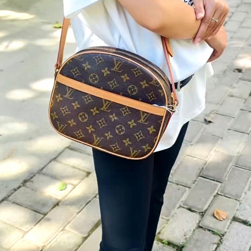 Louis Vuitton • 經典老花開口笑雙子星郵差包-3