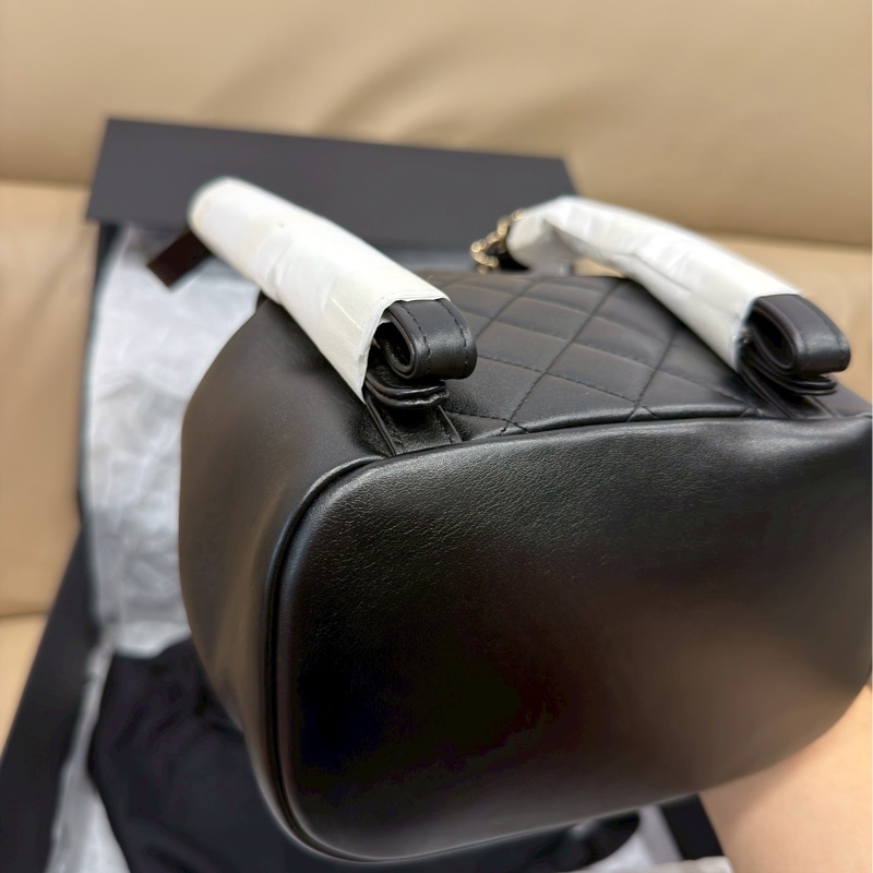 99🆕全配🈶購證😍絕美斷貨款❤️‍🔥Chanel香奈兒黑金小號duma鏈條後背包小書包雙肩包-15