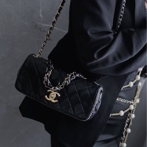 超限量稀有款😍✨Chanel香奈兒黑金牛皮金幣毛呢鏈條滾邊法棍包腋下包單肩斜挎包